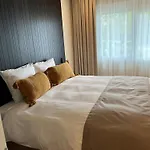 Hotell Boutique Herbergh Amsterdam Airport Free Parking