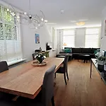 Boutique Herbergh Amsterdam Airport Free Parking 3*