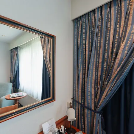 Boutique Herbergh Amsterdam Airport Free Parking