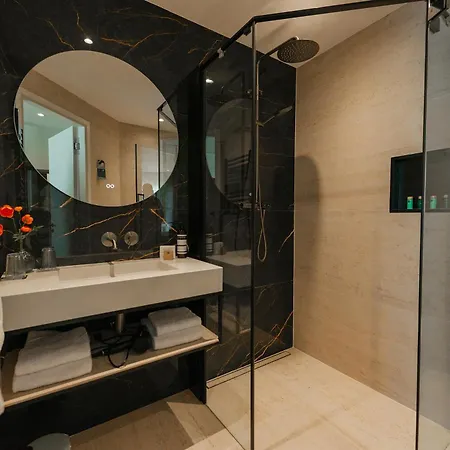 Boutique Herbergh Amsterdam Airport Free Parking Hotel 3*