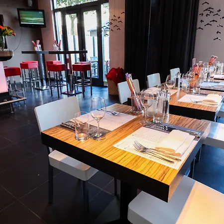 מלון Boutique Herbergh Amsterdam Airport Free Parking