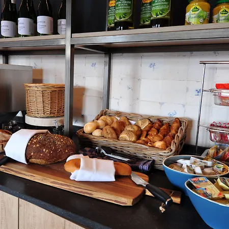 Hotel Boutique Herbergh Amsterdam Airport Free Parking