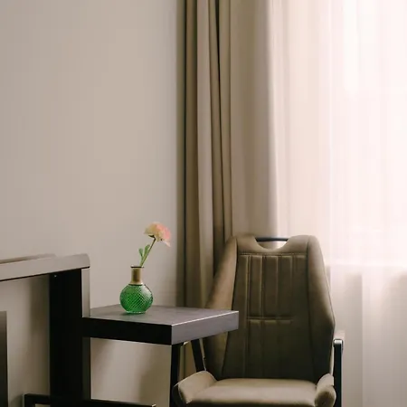 Boutique Herbergh Amsterdam Airport Free Parking