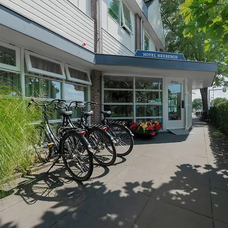 Hotel Boutique Herbergh Amsterdam Airport Free Parking Badhoevedorp
