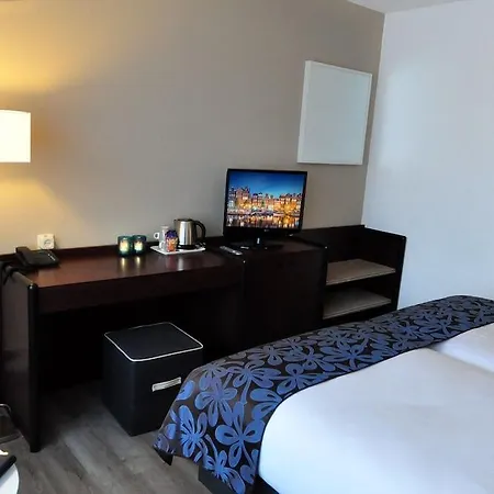 Hotel Boutique Herbergh Amsterdam Airport Free Parking