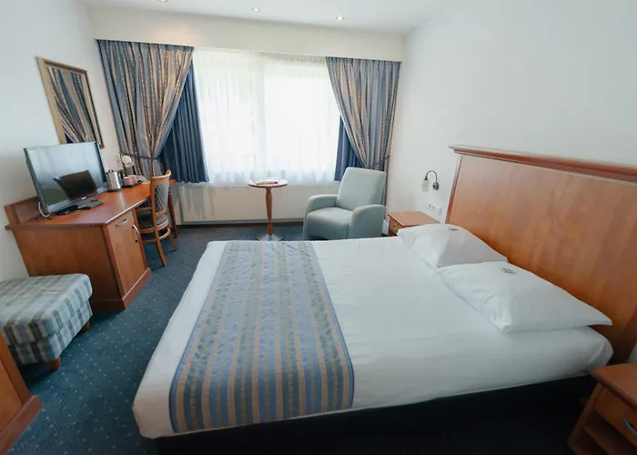 Boutique Herbergh Amsterdam Airport Free Parking 3* Badhoevedorp