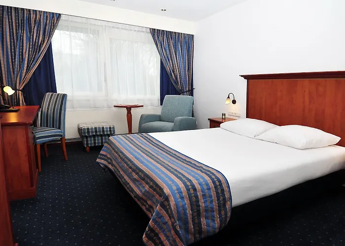 Boutique Herbergh Amsterdam Airport Free Parking