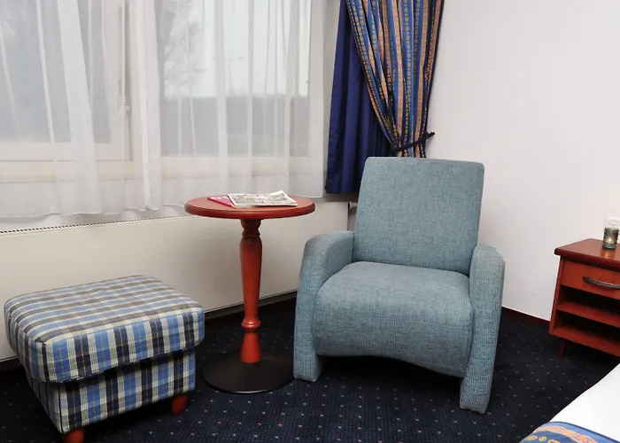 Hotel Boutique Herbergh Amsterdam Airport Free Parking 3*