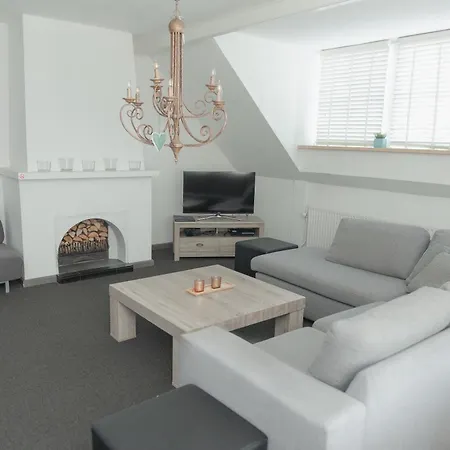 Boutique Herbergh Amsterdam Airport Free Parking מלון 3*