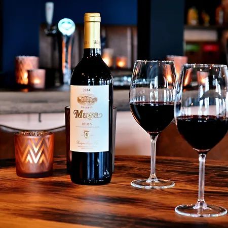 Boutique Herbergh Amsterdam Airport Free Parking Hotel 3*