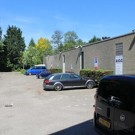 מלון Boutique Herbergh Amsterdam Airport Free Parking