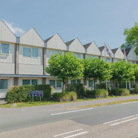 Boutique Herbergh Amsterdam Airport Free Parking Отель 3*