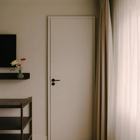 מלון Boutique Herbergh Amsterdam Airport Free Parking באדהופדורפ